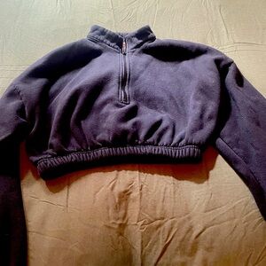 Used black Better be crop top sweater , size small.